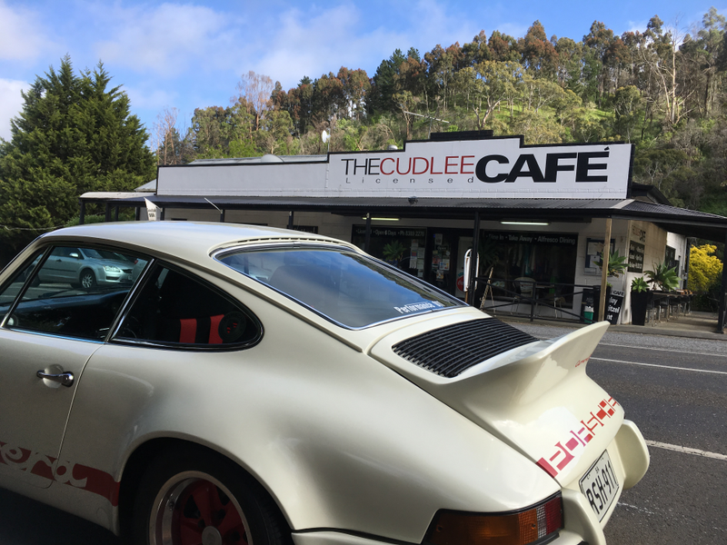Illustration for article titled BMW 635CSi. Adelaide Hills. Springtime. Goodtime.